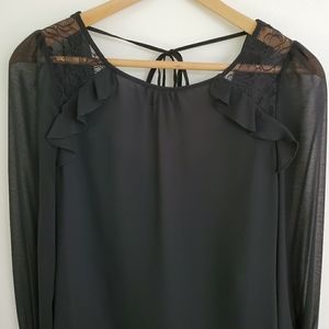 NWT draping cowel back blouse with lace